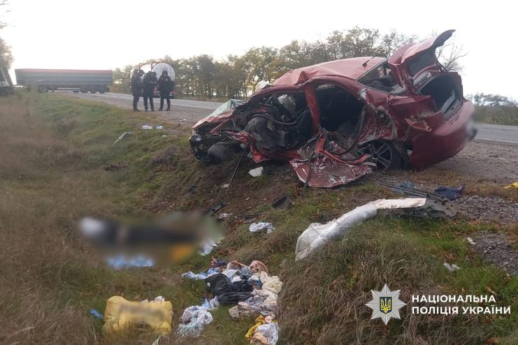 Трагедія на трасі Одеса–Рені: загинула жінка, її двоє дітей — у лікарні