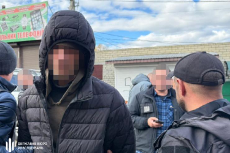 На Одещині викрили прикордонника, який за 7 тисяч доларів «продавав» шлях до Молдови