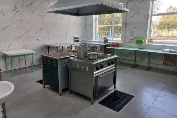 В Оксамитненському ліцеї оновили харчоблок та їдальню