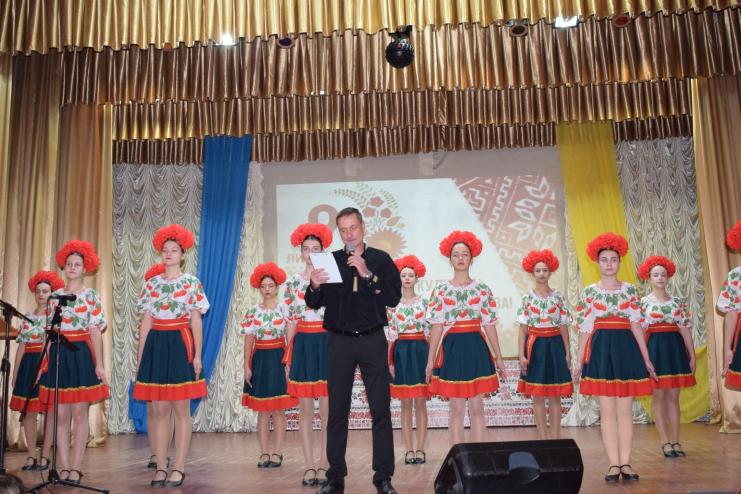 Світло культури сильніше за темряву: в Тарутинській громаді відзначили День працівників культури