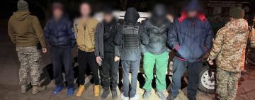 На Одещині викрито схему незаконного переправлення чоловіків призовного віку за кордон
