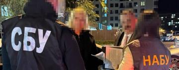 СБУ та НАБУ викрили суддю та адвокатку з Одеси, які за хабарі ухвалювали «потрібні» рішення в судах