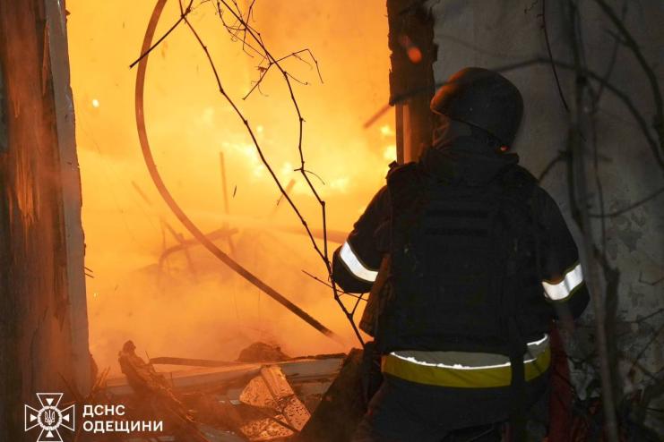 Чергова масована атака ворожих безпілотників по Одеському регіону.