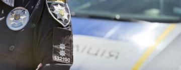 На Одещині чоловік жорстоко побив знайомого до смерті та підпалив два будинки: підозрюваного взяли під варту