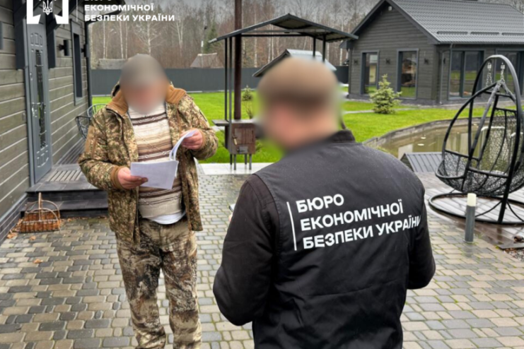 На Одещині суд узяв під варту депутата, якого підозрюють в організації контрабанди деревини до ЄС