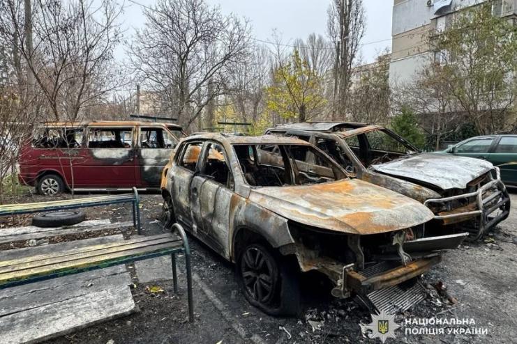 Поліцейські встановили і затримали зловмисника, який на замовлення підпалював автівки в Одесі та Лиманці