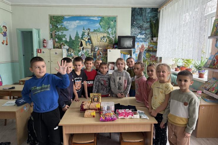 У Мирнопільському ліцеї провели благодійну акцію до Дня Збройних сил України