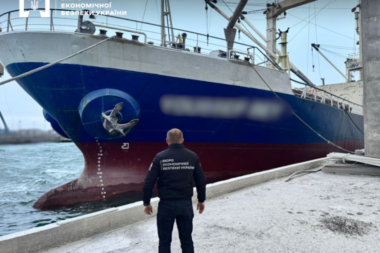 На Одещині агротрейдера викрили на спробі незаконного експорту понад 7,5 тисячі тонн сої