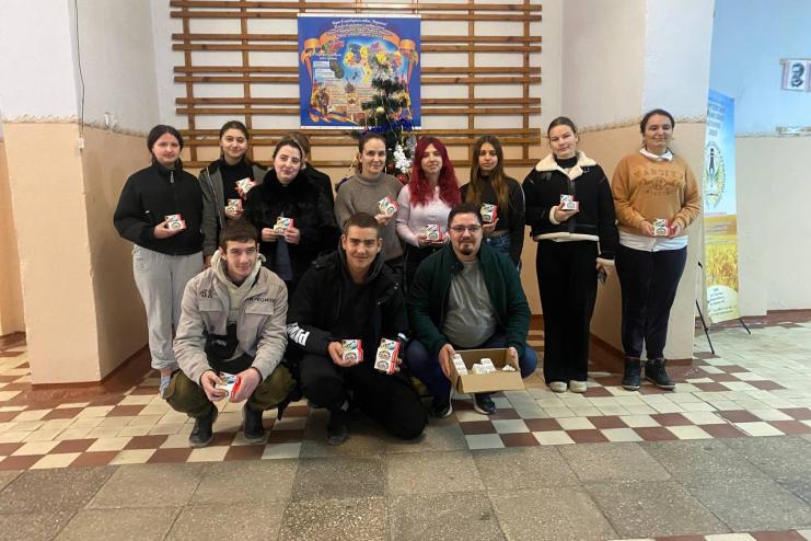 Сергій Шутов передав інтерактивні дошки та вітаміни Тарутинському аграрному ліцею