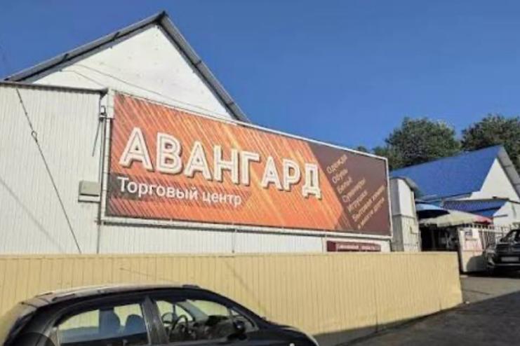 Пожежа в Авангарді: вогонь пошкодив 10 павільйонів