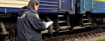 Одеські поліцейські встановлюють обставини загибелі літньої жінки на залізниці