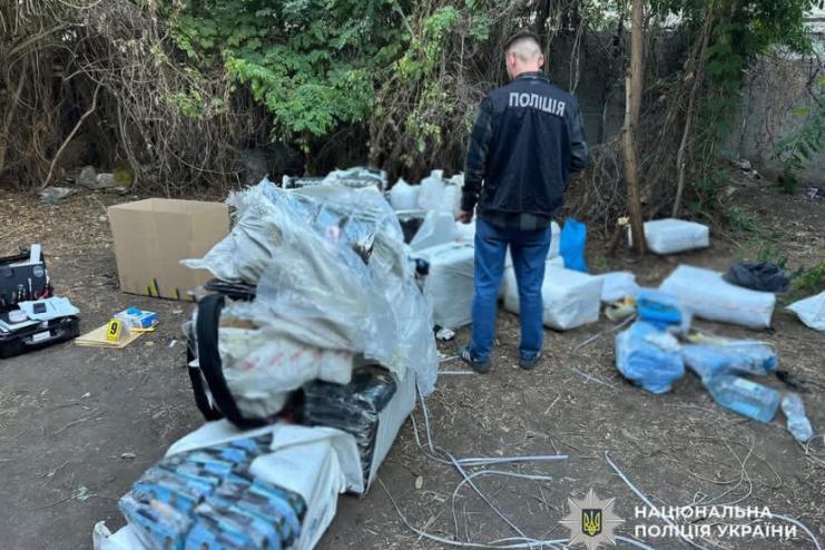 За доказами поліцейських в Одесі судитимуть п’ятьох зловмисників за крадіжки на майже 700 тис. гривень