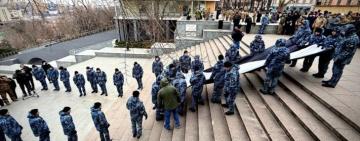 В Одесі розгорнули Прапор надії на підтримку полонених і зниклих безвісти