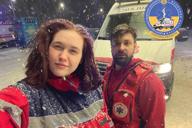 Перша доба 2026 року для екстреної медицини Одещини: медики транспортували тяжких пацієнтів до Львова