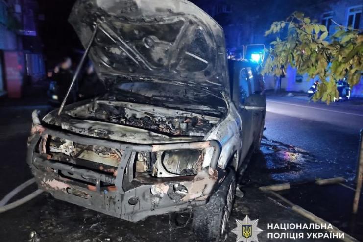 В Одесі затримали 21-річного іноземця, який на замовлення підпалив автівку громадської організації