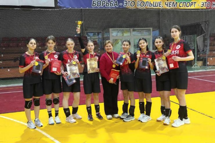 Від мрії до перемоги: тріумфальний міжнародний дебют арцизьких волейболісток у Молдові