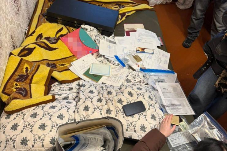 4000 доларів за «тил»: в Одесі повідомили про підозру військовому психологу