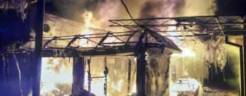 Вечірня пожежа в Білгороді-Дністровському: згоріли торговельні майданчики 