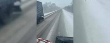 На півдні Одещини сніжить і дощить: проїзд дорогами державного значення забезпечено