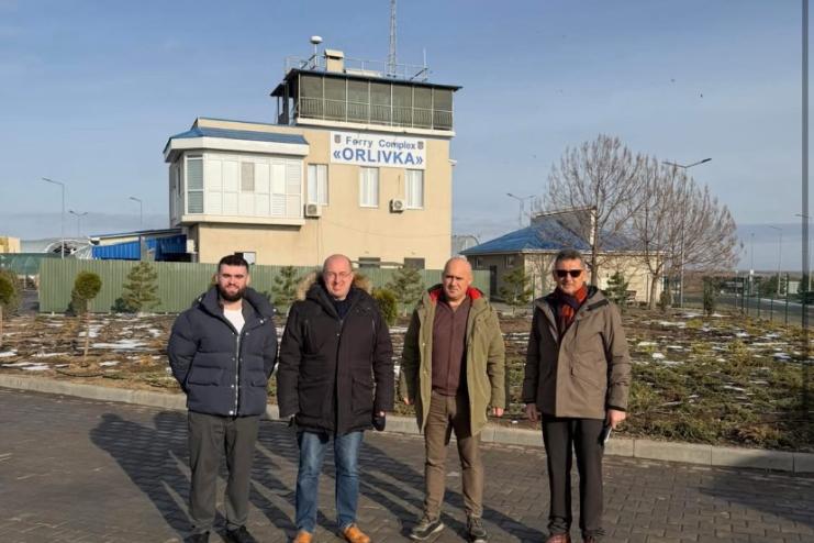 Європейські представники відвідали поромний комплекс «Орлівка» після російських атак