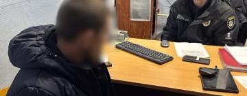 В Одесі поліцейські оперативно розшукали та затримали 29-річного містянина, який скоїв розбій на таксиста