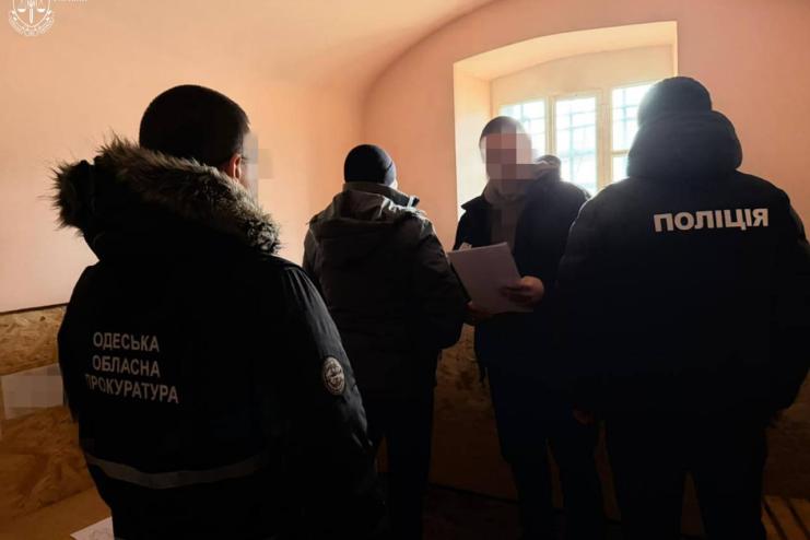 Експосадовець міграційної служби в Одесі «забув» задекларувати 13 млн грн і переписав активи на родичку