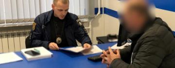 Понад 2 млн грн збитків на закупівлі дров для військових: посадовцю Білгород-Дністровської КЕЧ повідомили про підозру