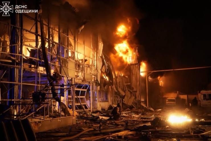 Масована нічна атака БпЛА по Одесі та Одещині: є загиблий і поранені