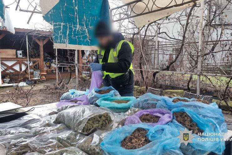 На Одещині ліквідували підпільні нарколабораторії на 11 мільйонів гривень