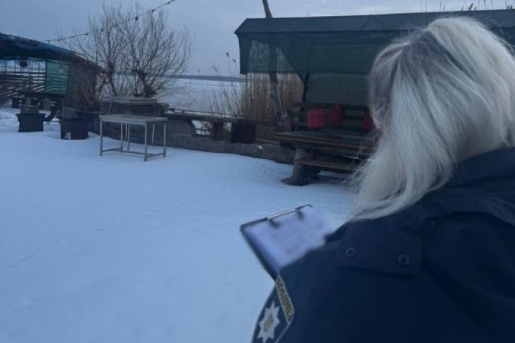 На Одещині троє дітей провалилися під кригу: поліція встановлює обставини події