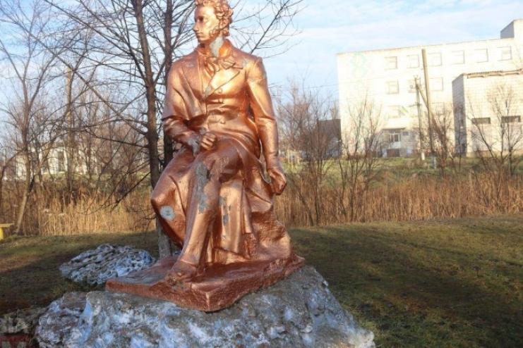 Мінкульт виключив з держреєстру пам’ятники Пушкіну, Суворову та Олександру ІІ на Одещині