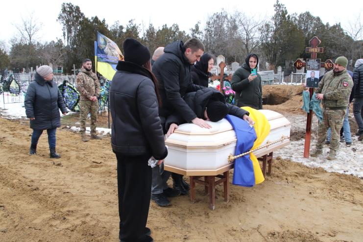 Болградська громада попрощалася із Захисником України Владиславом Буюклі