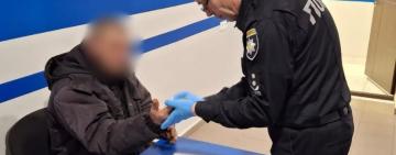 Поліцейські відправили на лаву підсудних жителя Білгород-Дністровського району, який під час сварки спричинив неповнолітньому племіннику тяжкі тілесні ушкодження