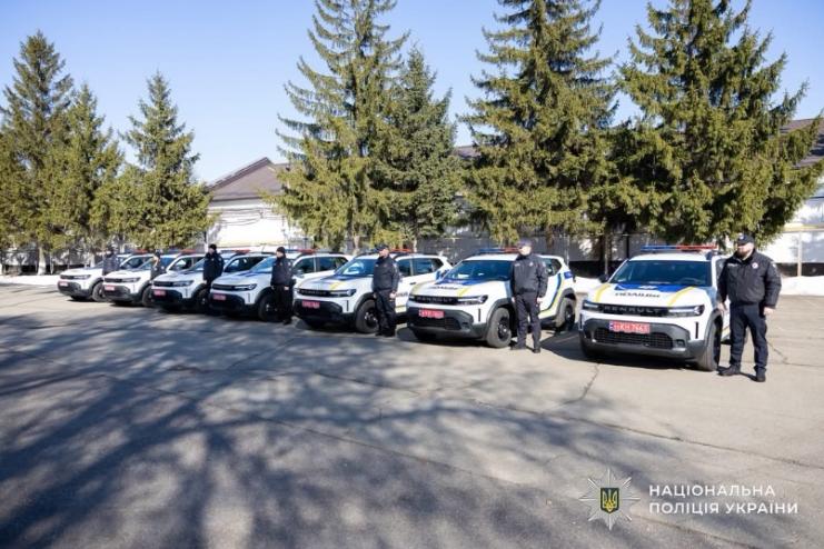 Поліція Одещини отримала нові службові автомобілі для поліцейських офіцерів громад