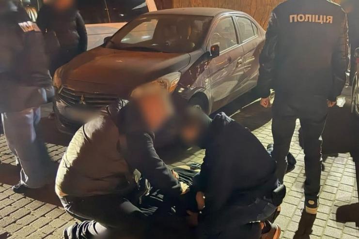 В Одесі затримали сімейного лікаря, який за 16 тисяч доларів обіцяв оформити фейкову інвалідність