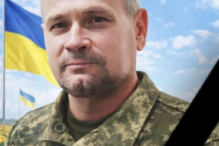 У Теплицькій громаді попрощаються із загиблим Захисником Павлом Бондарем