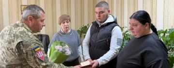 В Арцизькій громаді вшанували пам’ять Героя Василя Дзерика та передали державну нагороду його родині