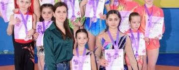 Юні акробати з Арциза вибороли 36 медалей на обласному турнірі