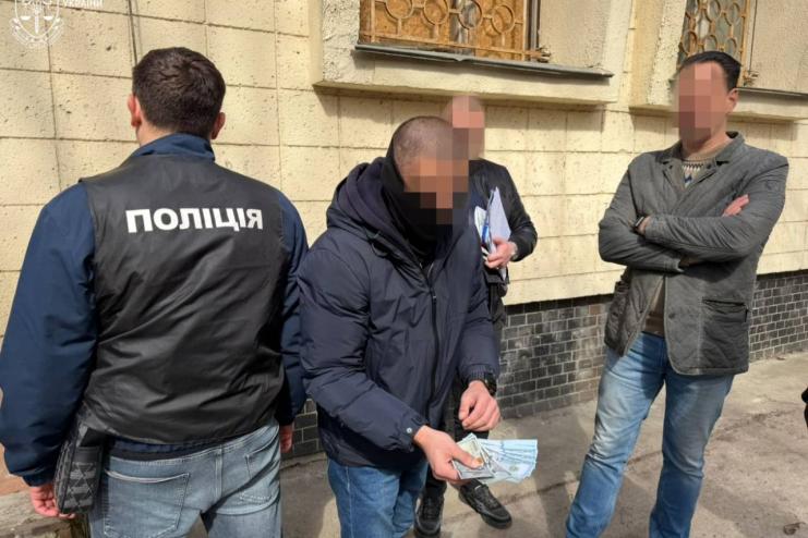 На Одещині посадовця наукового інституту підозрюють у схемі з відстрочками від призову