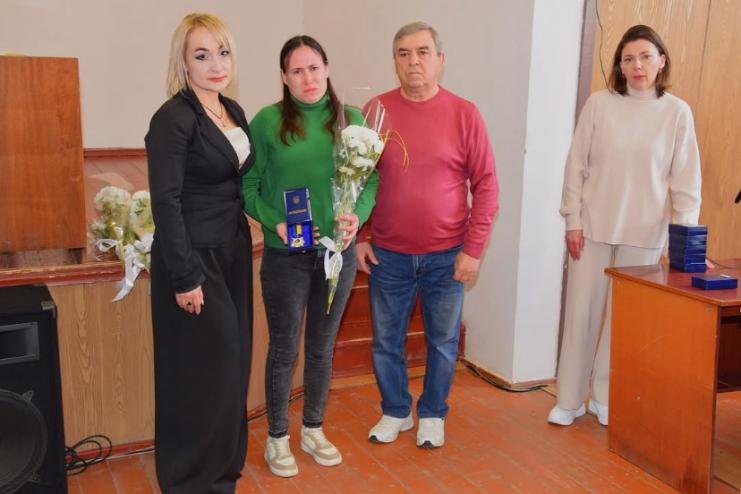 У Сараті під час сесії відзначили почесних мешканців  громади