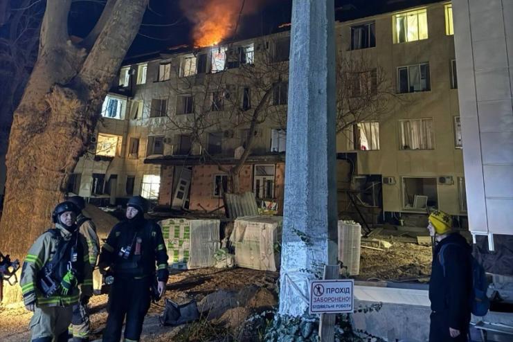 Внаслідок нічної атаки ворога на Одесу є загиблі