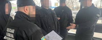 Посадовця Одеської митниці викрили на корупції: встановив «тариф» за безперешкодний контроль