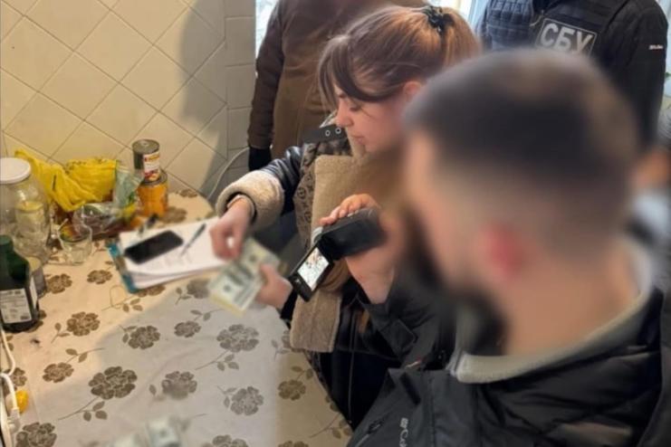 В Одесі судитимуть офіцерку-психологиню за обіцянку “вирішити” питання служби за $4000