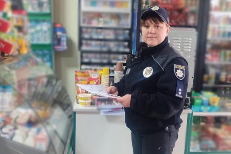 На Одещині поліція нагадує про заборону продажу алкоголю і тютюну неповнолітнім