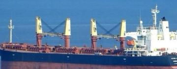 рф атакувала цивільне судно та порт Ізмаїл: спалахнула пожежа