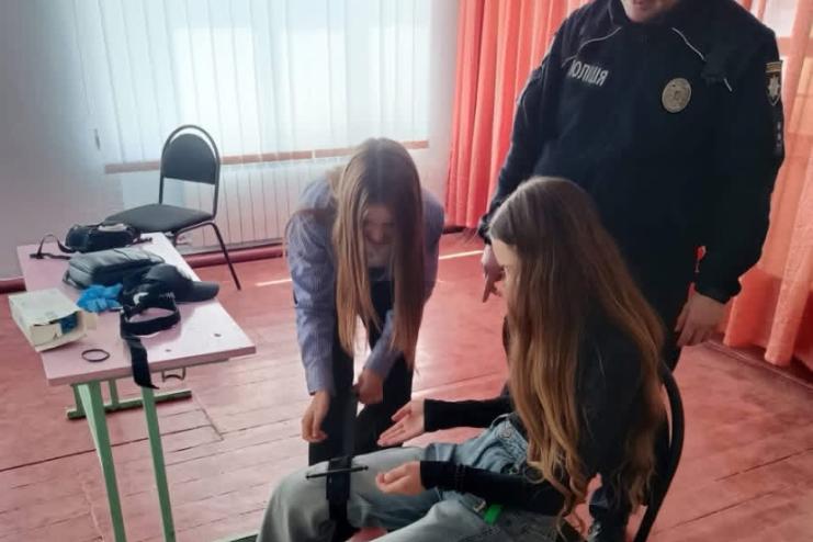 Уроки виживання для школярів: у Павлівській громаді провели практичні заняття з безпеки