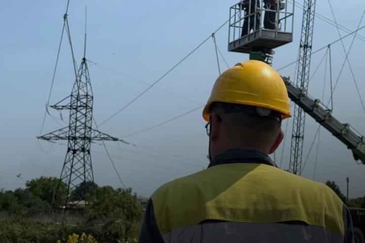 Енергетики готують мережі до зими: масштабні ремонти та модернізація у 2026 році