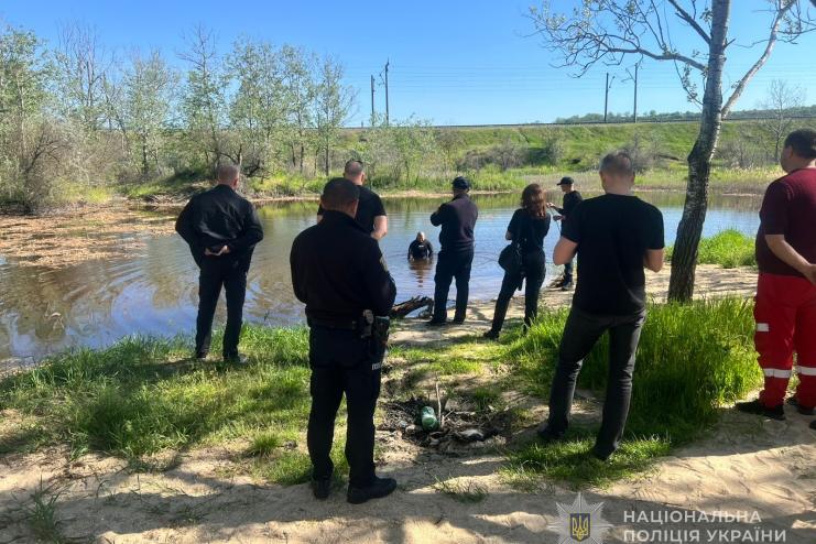 На Одещині підліток зник під водою: тривають пошуки