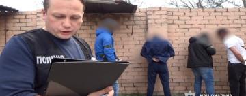 Зустріч під виглядом покупців: в Одесі група чоловіків вимагала $5000 через вигаданий борг