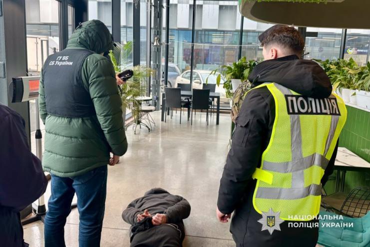 Перед судом постануть двоє одеситів, яких поліцейські та СБУ викрили у махінаціях із бронюванням військовозобов’язаних на критичному підприємстві